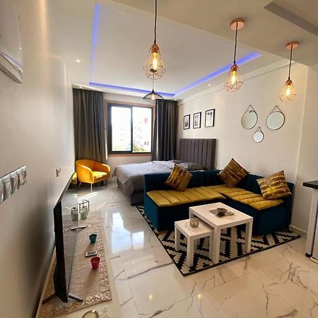 Luxueux Appartement Downtown Рабат Екстериор снимка