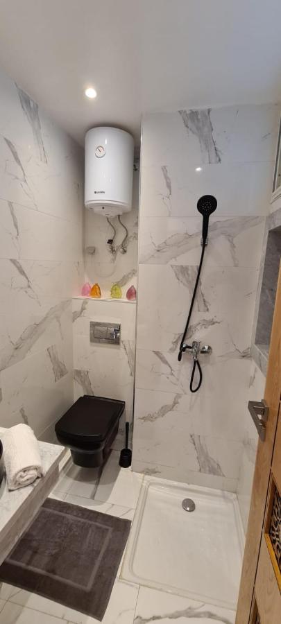 Luxueux Appartement Downtown Рабат Екстериор снимка